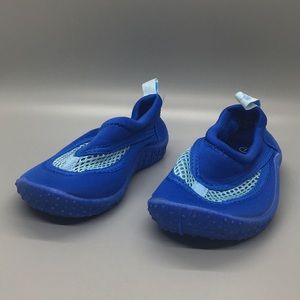 iPlay Size 7 No-Slip Swim Shoes, Royal Blue